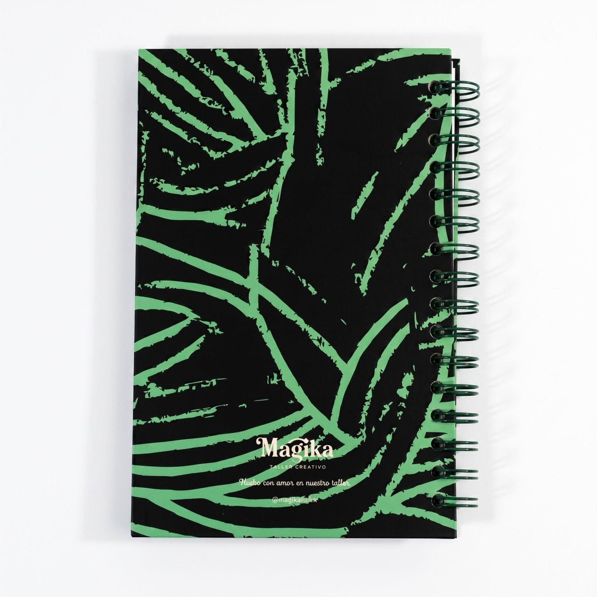 Libreta arillada Quetzalcóatl de tapa dura mate con arillo metálico, vista frontal