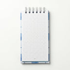 Libreta de notas Cherry Picnic vertical con arillo metálico superior, tapa dura mate y elástico