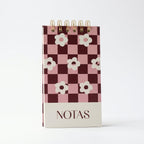 Libreta de notas Flor Morado Picnic vertical con arillo metálico superior, tapa dura mate y elástico